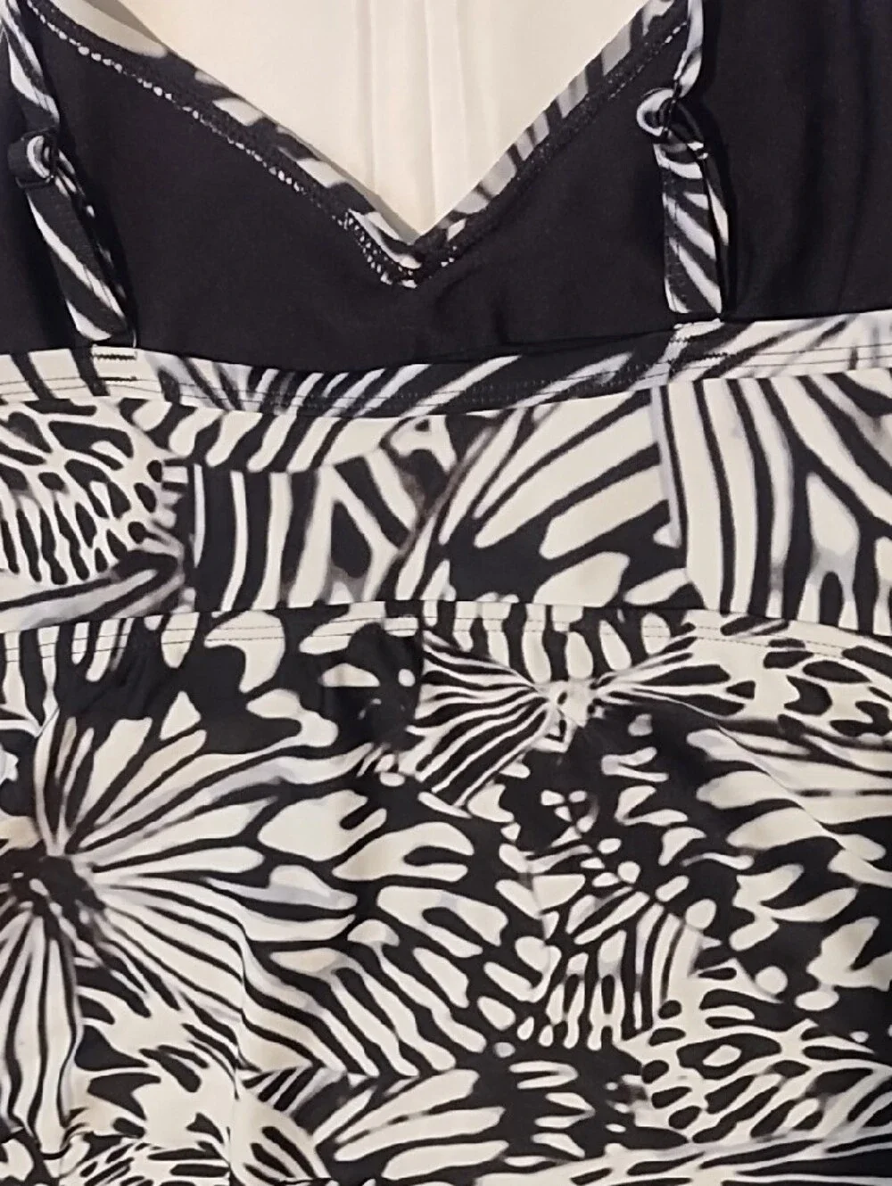 croft & barrow Abstract Black and White Butterfly-Print Tankini. NWT